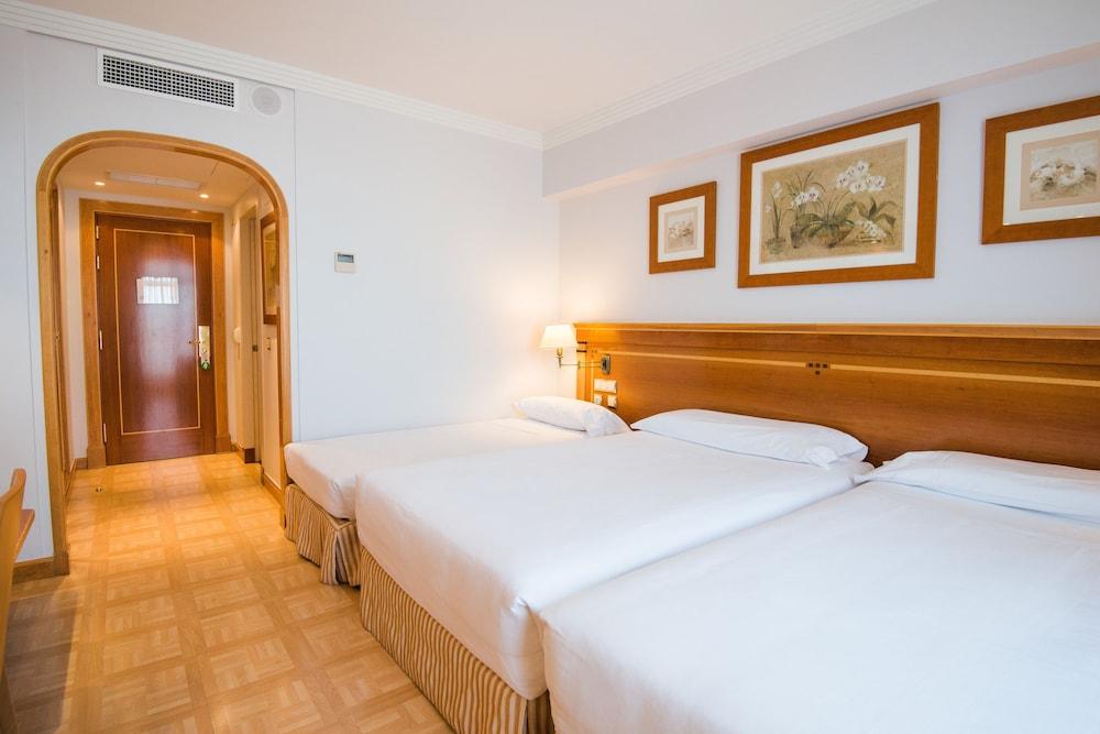 Vp Jardin Metropolitano Hotel Madrid Ngoại thất bức ảnh